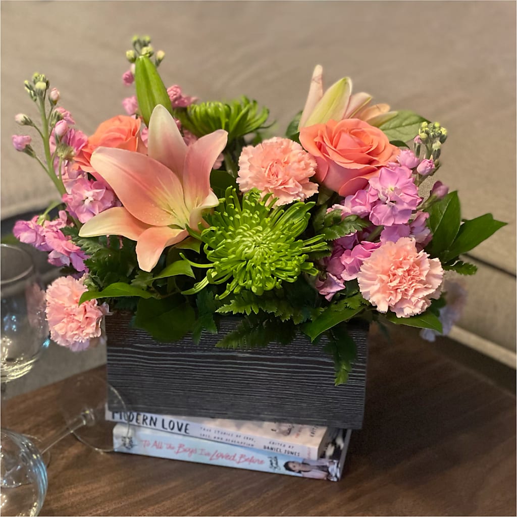 Beautiful Spirit Basket – MOM'S FLOWERS, Springfield OH