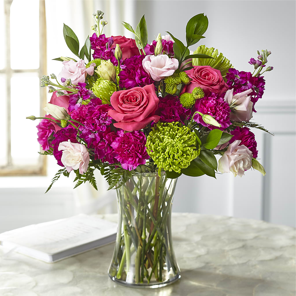 Everlasting Embrace Bouquet – MOM'S FLOWERS, Springfield OH