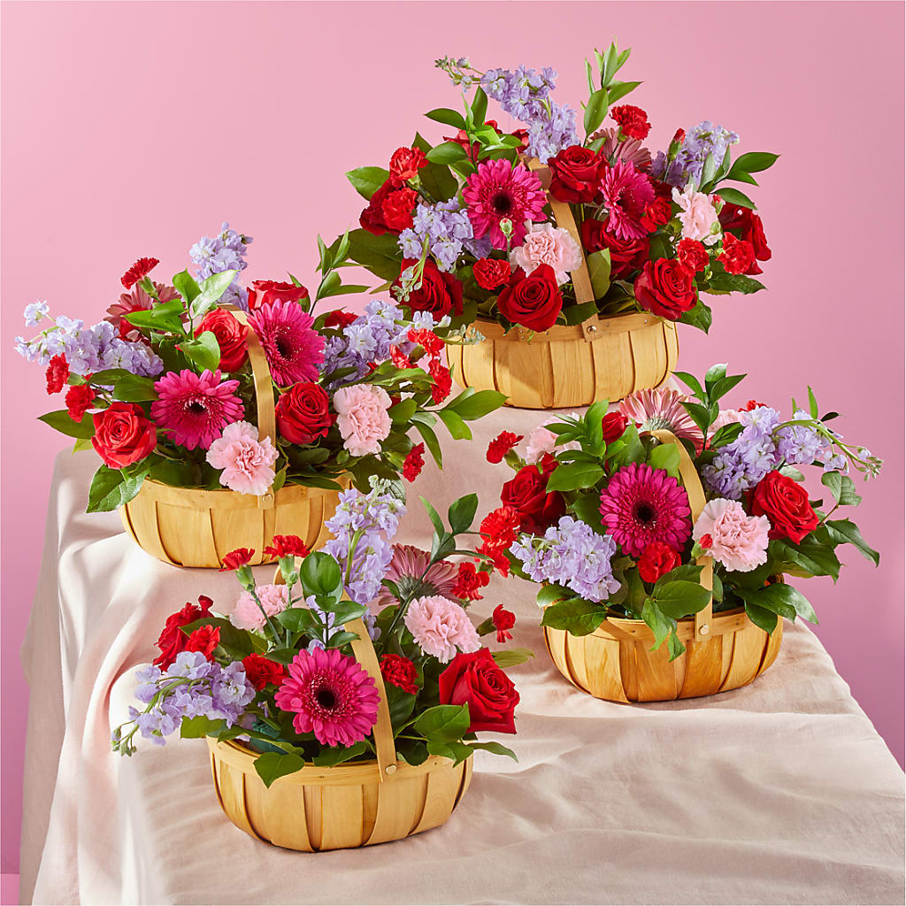 Pink Picnic Basket – MOM'S FLOWERS, Springfield OH
