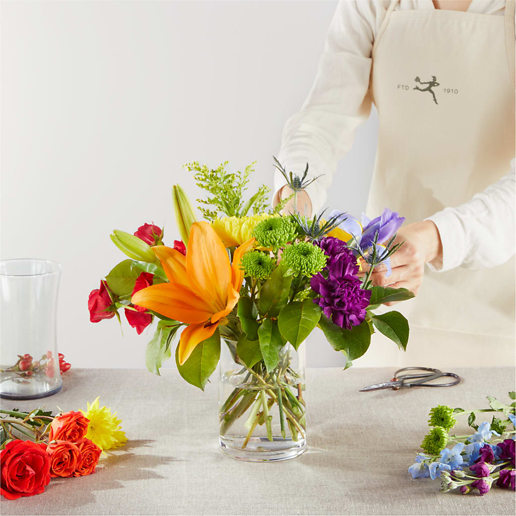 Summer Spectra - A Florist Original – MOM'S FLOWERS, Springfield OH