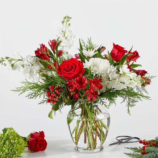 Merry Moment Bouquet – A Florist Original – MOM'S FLOWERS, Springfield OH