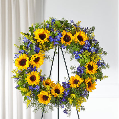 Bright Rays Wreath – MOM'S FLOWERS, Springfield OH