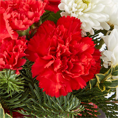 Christmas Market Bouquet – MOM'S FLOWERS, Springfield OH