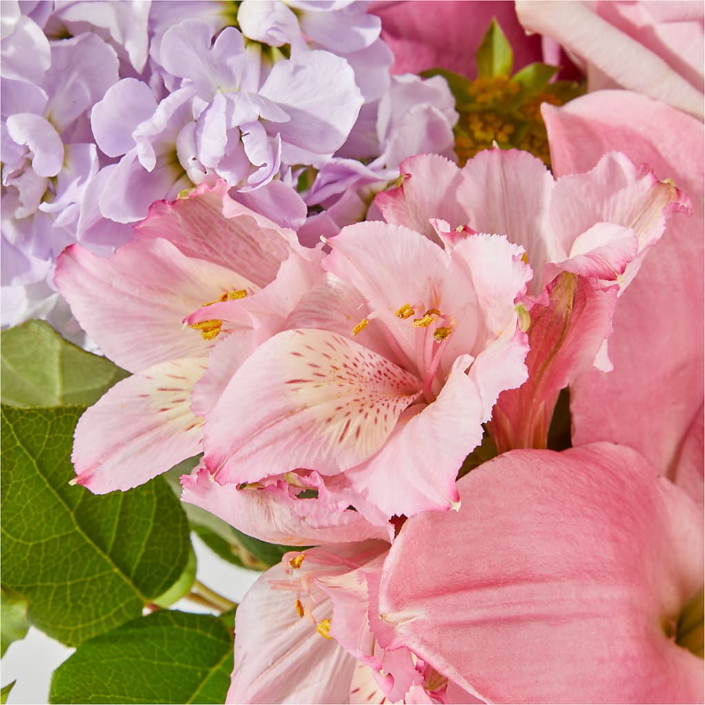 The Crown Jewel Bouquet – MOM'S FLOWERS, Springfield OH