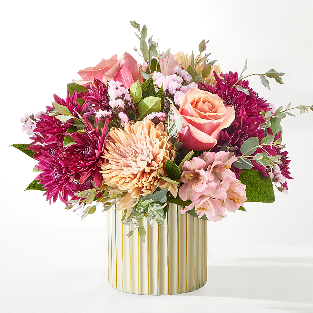 Berry Cobbler Bouquet with Ivory Vase – MOM'S FLOWERS, Springfield OH