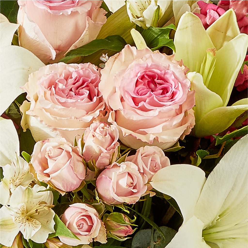 Ballet Slippers Bouquet – MOM'S FLOWERS, Springfield OH