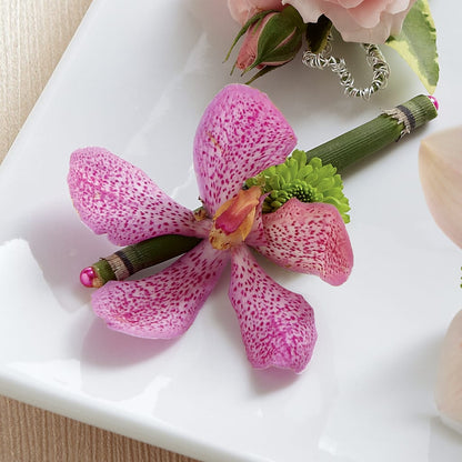 Pink Mokara Boutonniere – MOM'S FLOWERS, Springfield OH
